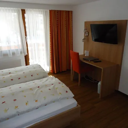 Hotel Monte-moro 3*
