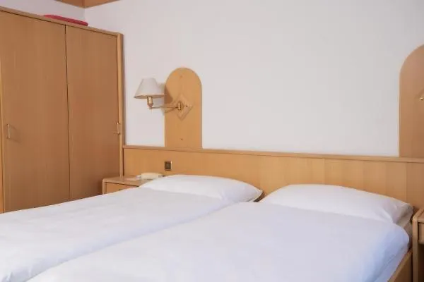 Monte-moro ساس-الماغيل